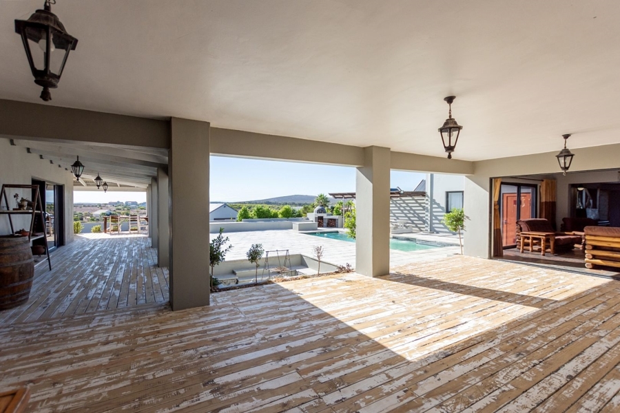 13 Bedroom Property for Sale in Olifantskop Western Cape